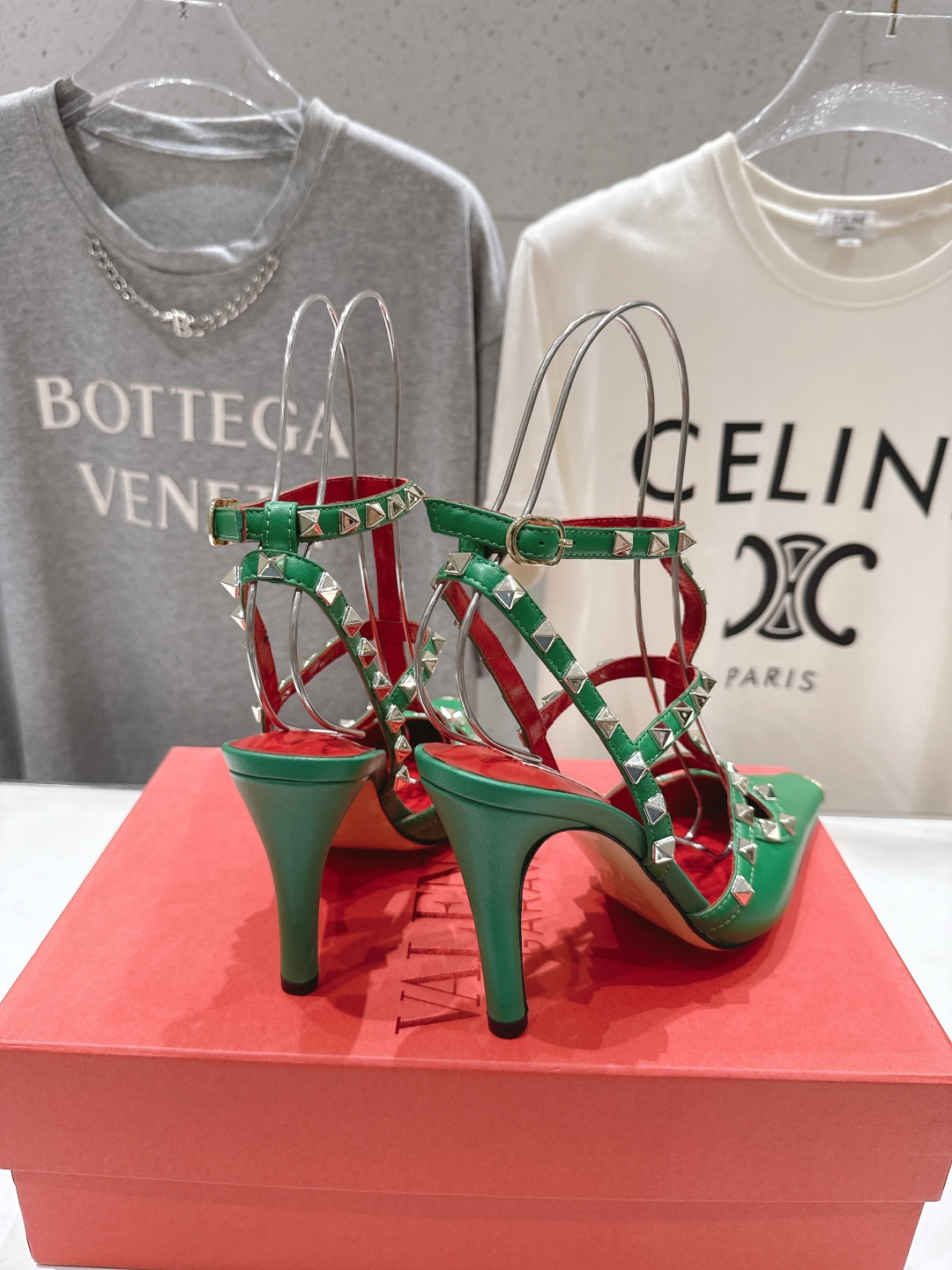 高版本出厂 ～New～顶级制作·Valentino*·华伦天奴〰️2026ss官方同步春夏走秀新款高跟鞋