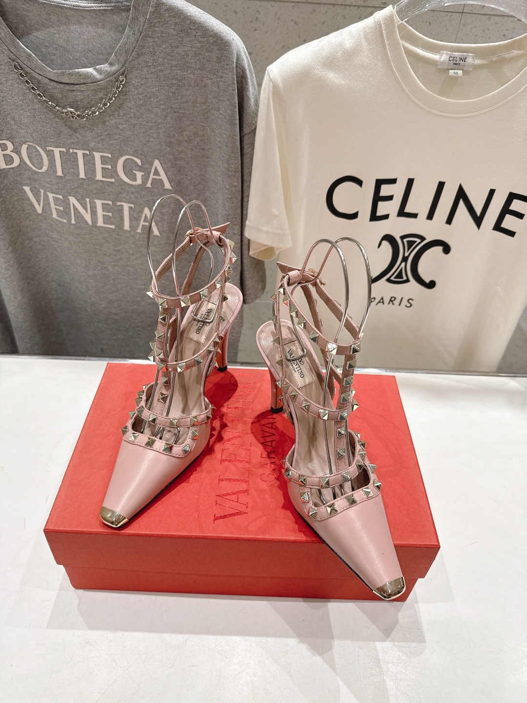 高版本出厂 ～New～顶级制作·Valentino*·华伦天奴〰️2026ss官方同步春夏走秀新款高跟鞋