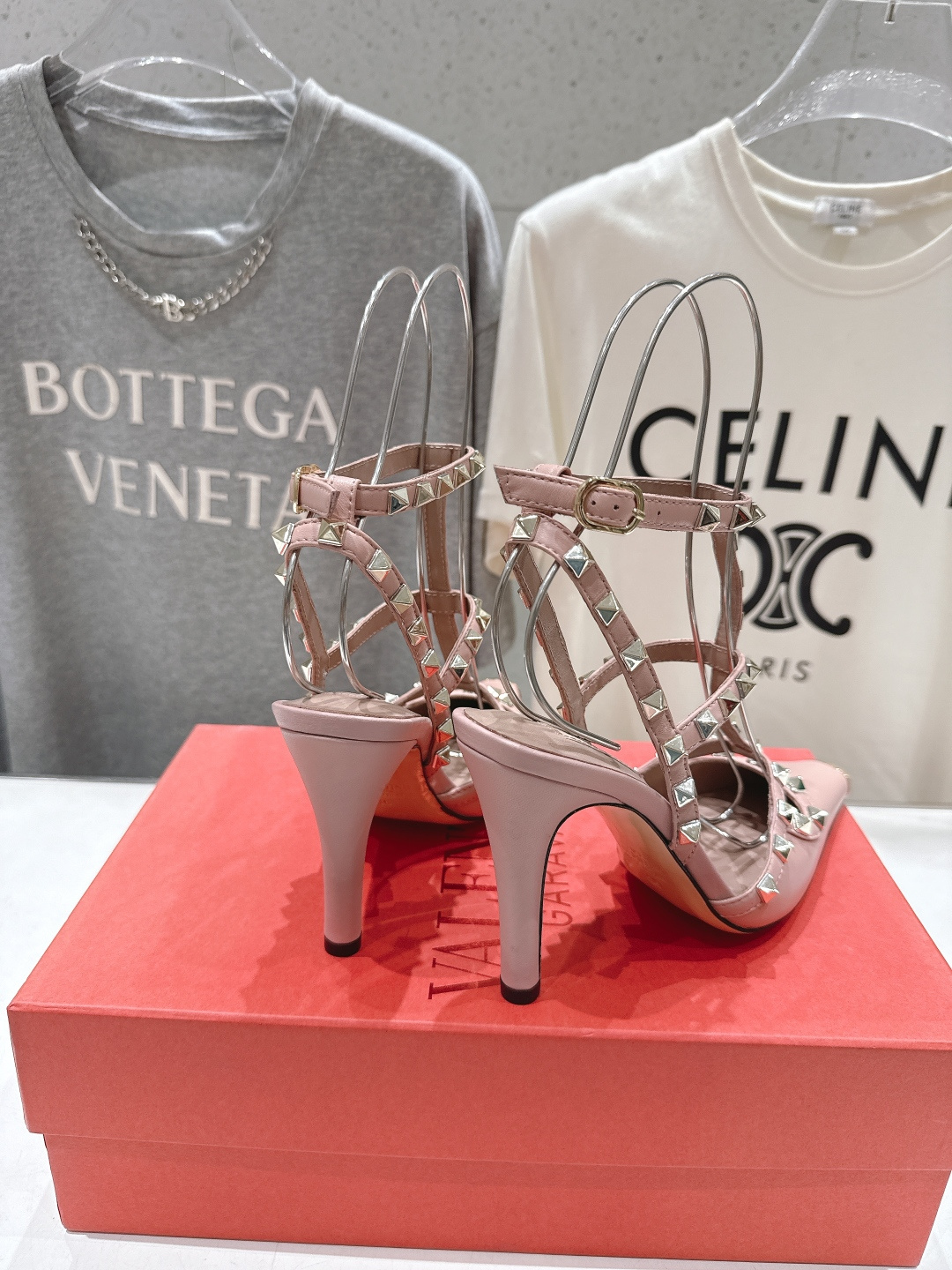 高版本出厂 ～New～顶级制作·Valentino*·华伦天奴〰️2026ss官方同步春夏走秀新款高跟鞋