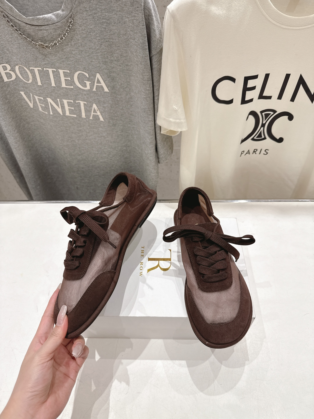 高版本出厂 the row 2026ss春夏走秀爆款平底鞋系带网面休闲鞋单鞋非常舒服的休闲鞋，极简设计理