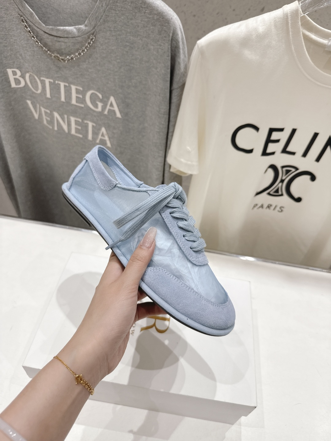 高版本出厂 the row 2026ss春夏走秀爆款平底鞋系带网面休闲鞋单鞋非常舒服的休闲鞋，极简设计理