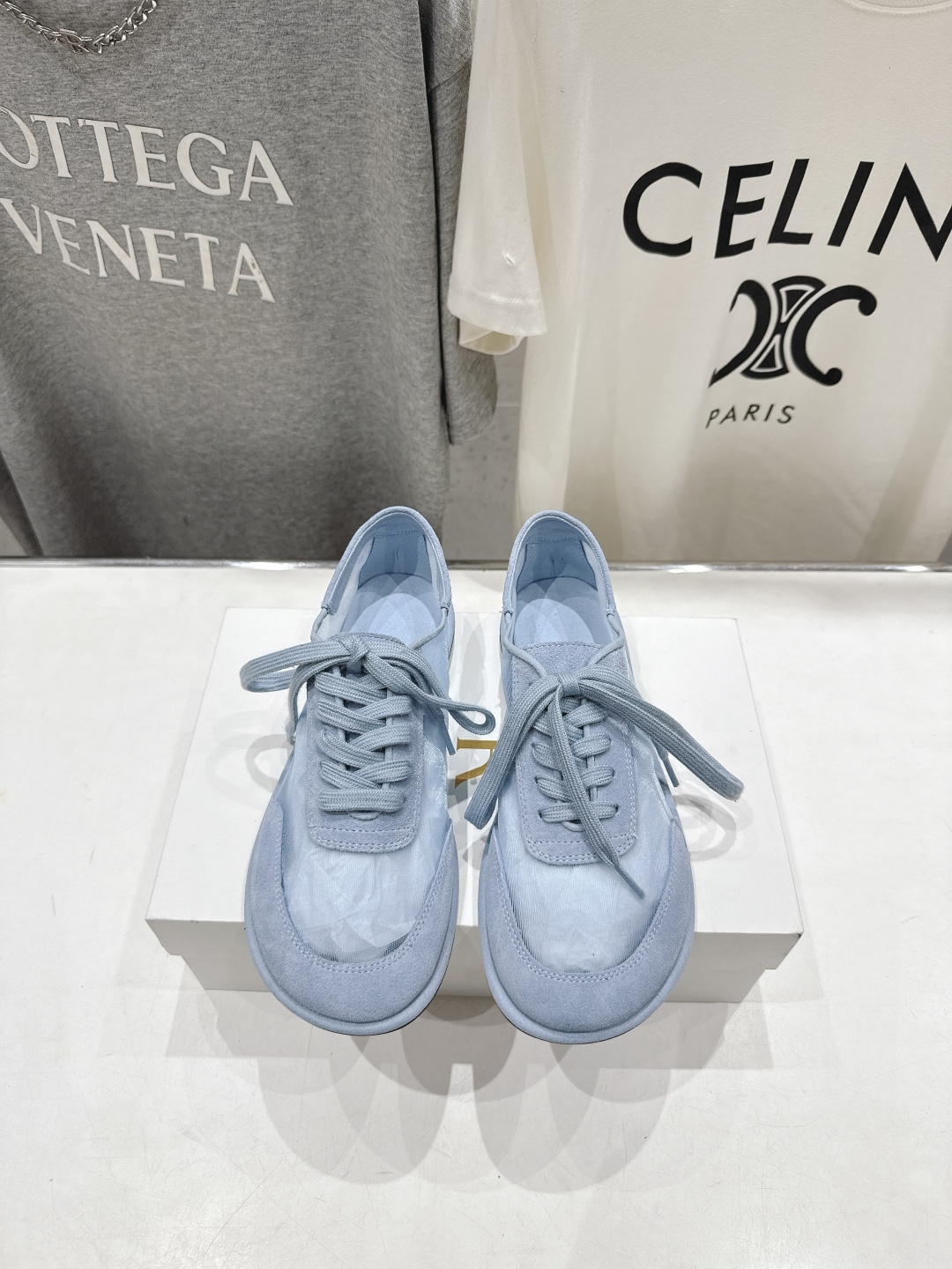 高版本出厂 the row 2026ss春夏走秀爆款平底鞋系带网面休闲鞋单鞋非常舒服的休闲鞋，极简设计理