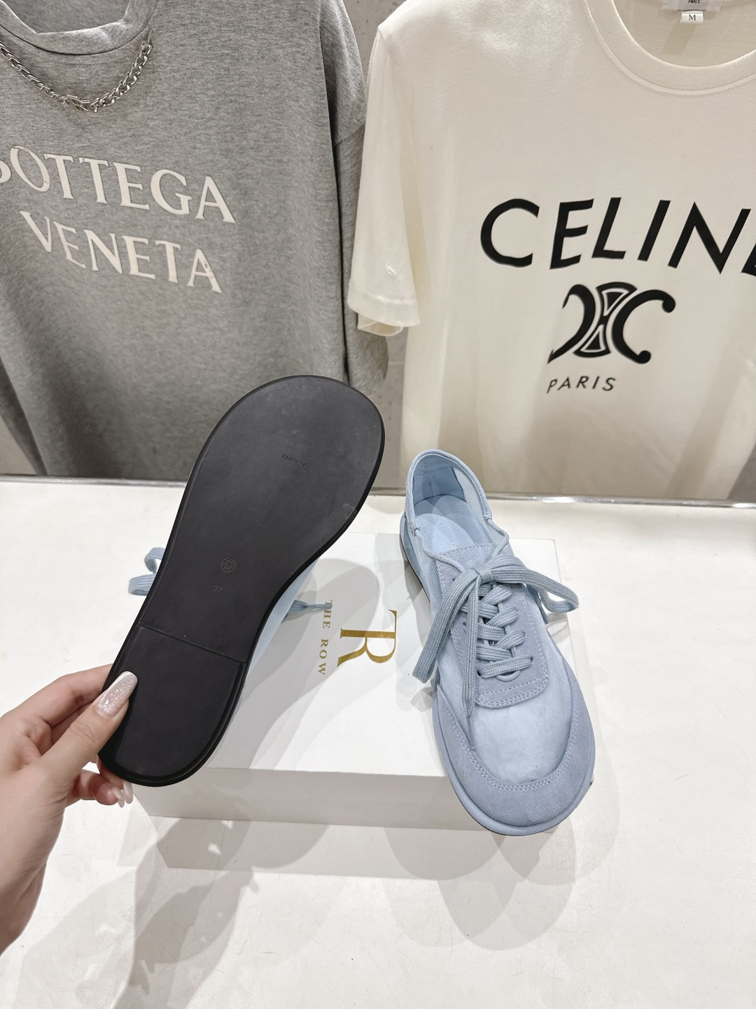 高版本出厂 the row 2026ss春夏走秀爆款平底鞋系带网面休闲鞋单鞋非常舒服的休闲鞋，极简设计理