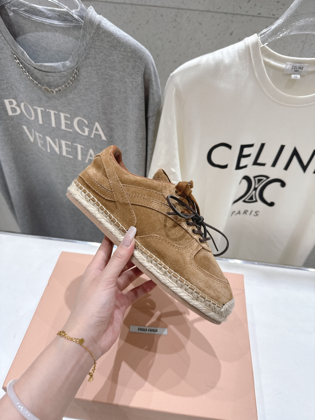 高版本出厂 MiuMiu/缪缪F022 2026ss新款麻绳底渔夫鞋一脚蹬乐福鞋休闲鞋原版开模 所有材质