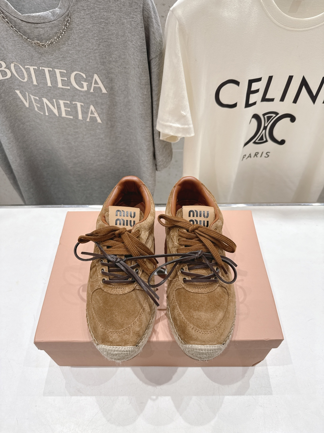 高版本出厂 MiuMiu/缪缪F022 2026ss新款麻绳底渔夫鞋一脚蹬乐福鞋休闲鞋原版开模 所有材质