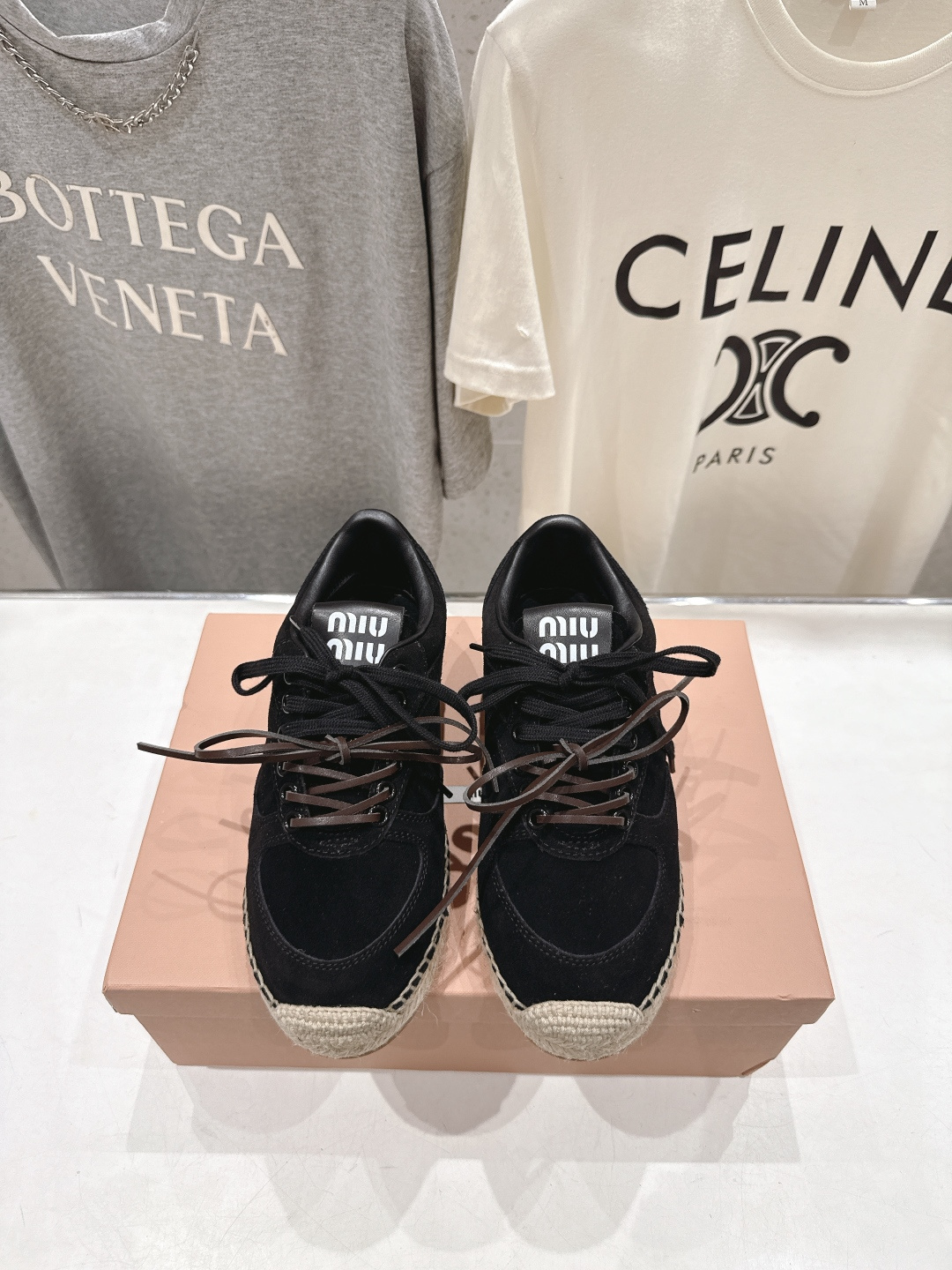 高版本出厂 MiuMiu/缪缪F022 2026ss新款麻绳底渔夫鞋一脚蹬乐福鞋休闲鞋原版开模 所有材质