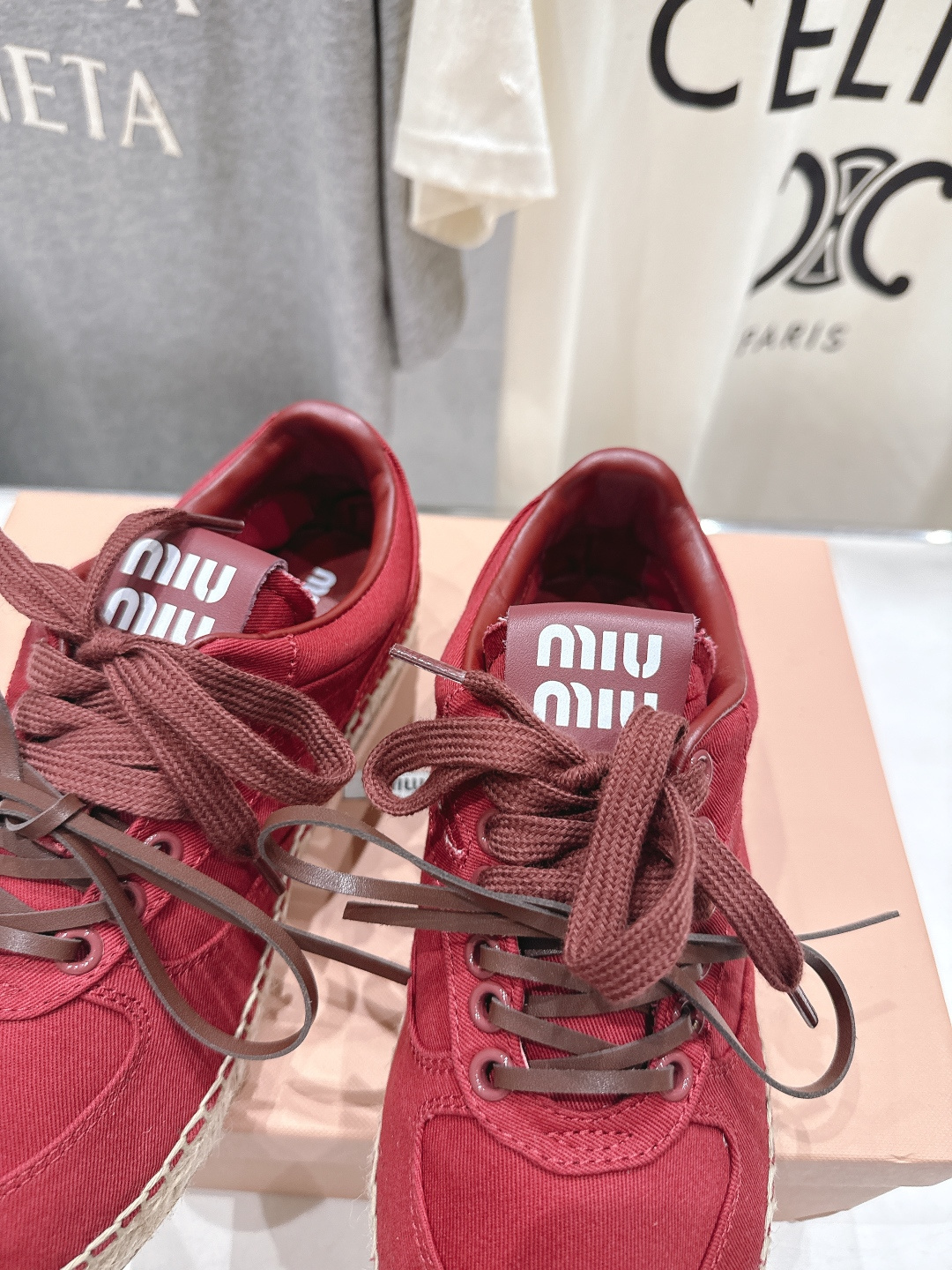 高版本出厂 MiuMiu/缪缪F022 2026ss新款麻绳底渔夫鞋一脚蹬乐福鞋休闲鞋原版开模 所有材质