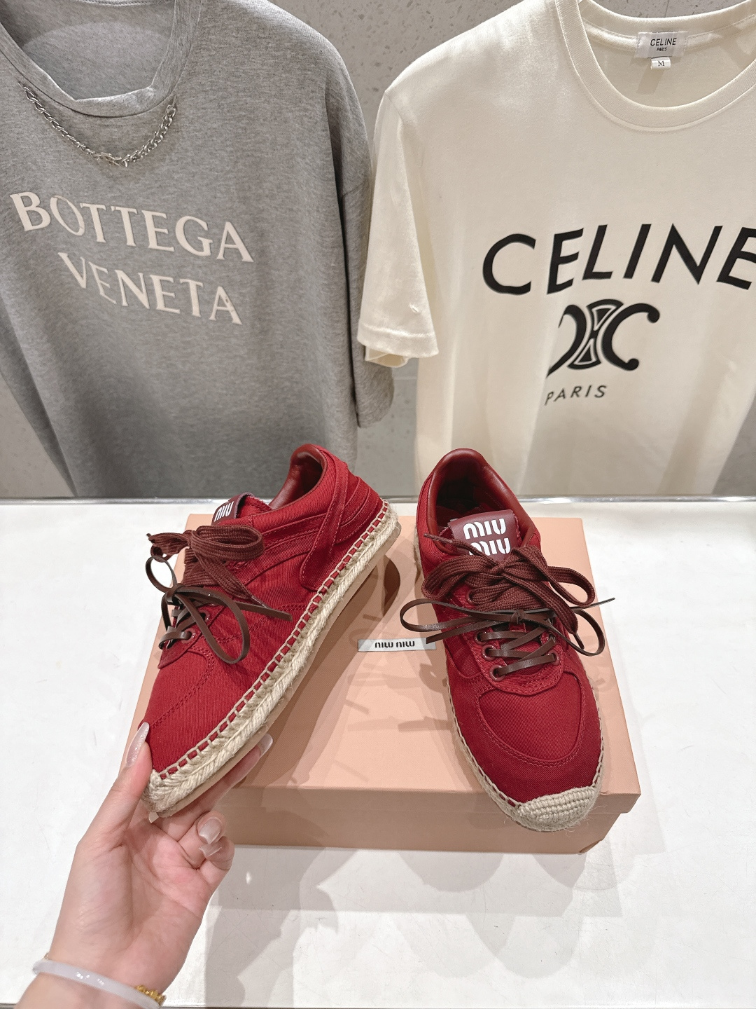 高版本出厂 MiuMiu/缪缪F022 2026ss新款麻绳底渔夫鞋一脚蹬乐福鞋休闲鞋原版开模 所有材质