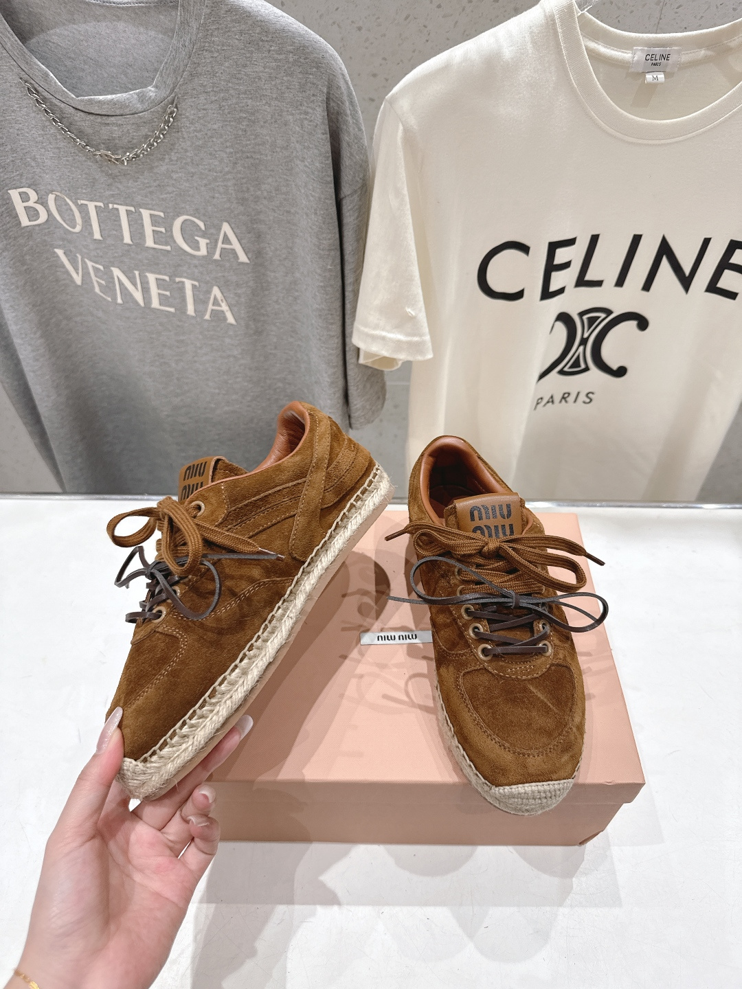 高版本出厂 MiuMiu/缪缪F022 2026ss新款麻绳底渔夫鞋一脚蹬乐福鞋休闲鞋原版开模 所有材质