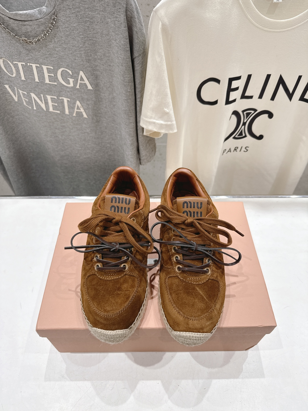 高版本出厂 MiuMiu/缪缪F022 2026ss新款麻绳底渔夫鞋一脚蹬乐福鞋休闲鞋原版开模 所有材质