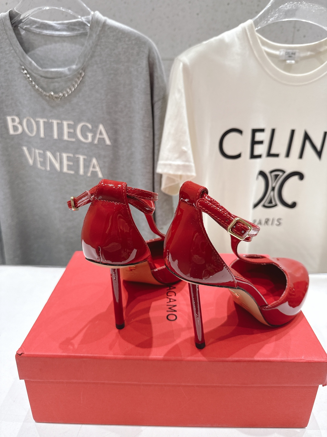 高版本出厂 FERRAGAMO/菲拉格慕F030 2026ss新款高跟鞋凉鞋FAM今期高频曝光的高跟凉鞋