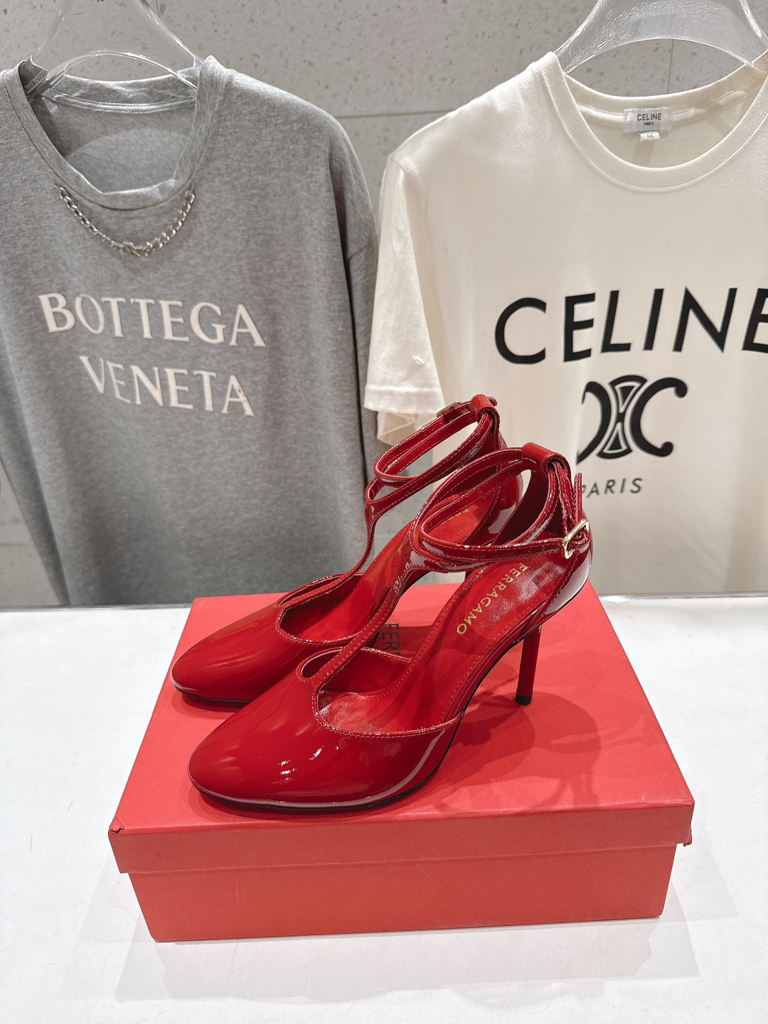 高版本出厂 FERRAGAMO/菲拉格慕F030 2026ss新款高跟鞋凉鞋FAM今期高频曝光的高跟凉鞋