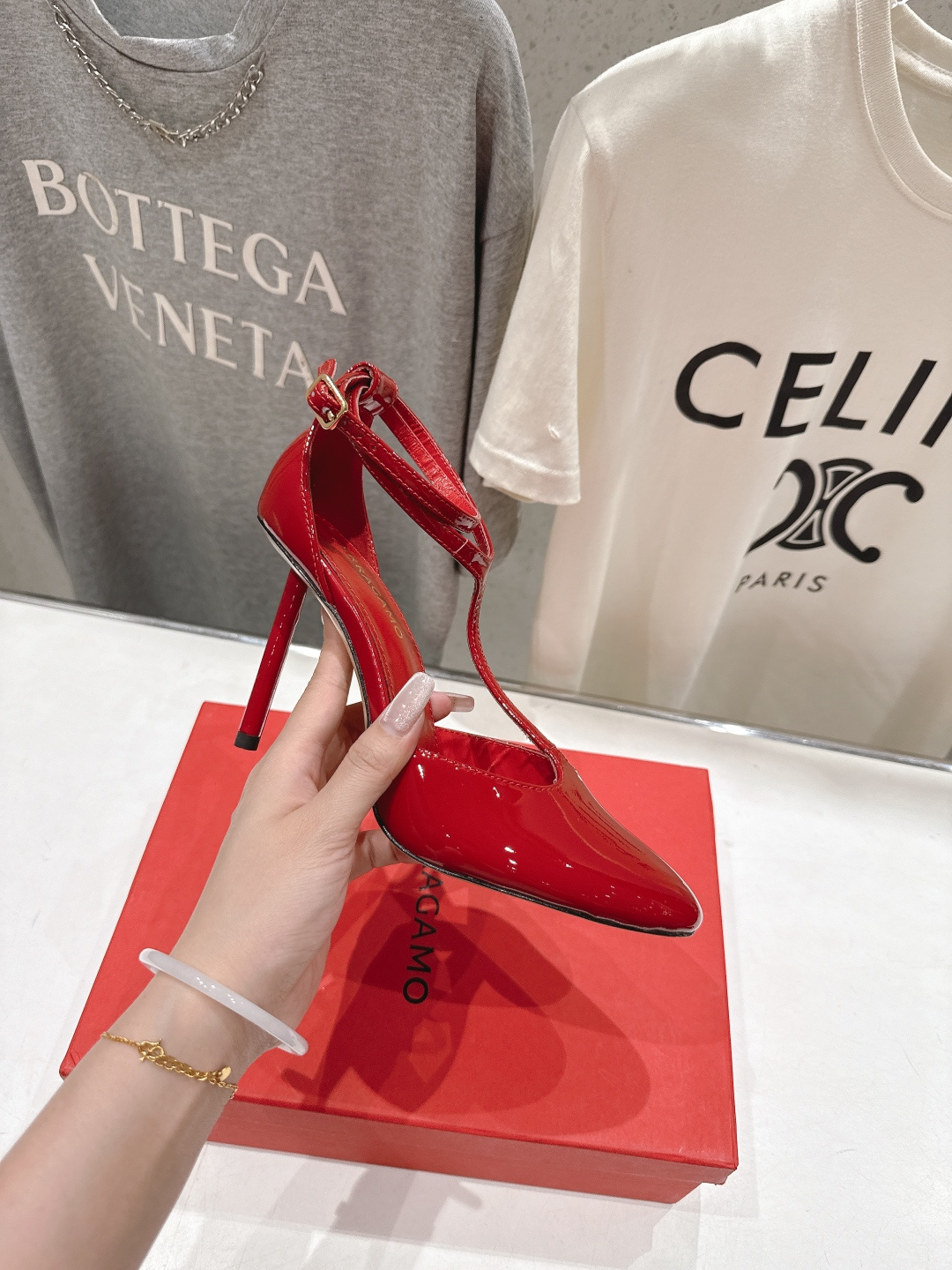 高版本出厂 FERRAGAMO/菲拉格慕F030 2026ss新款高跟鞋凉鞋FAM今期高频曝光的高跟凉鞋