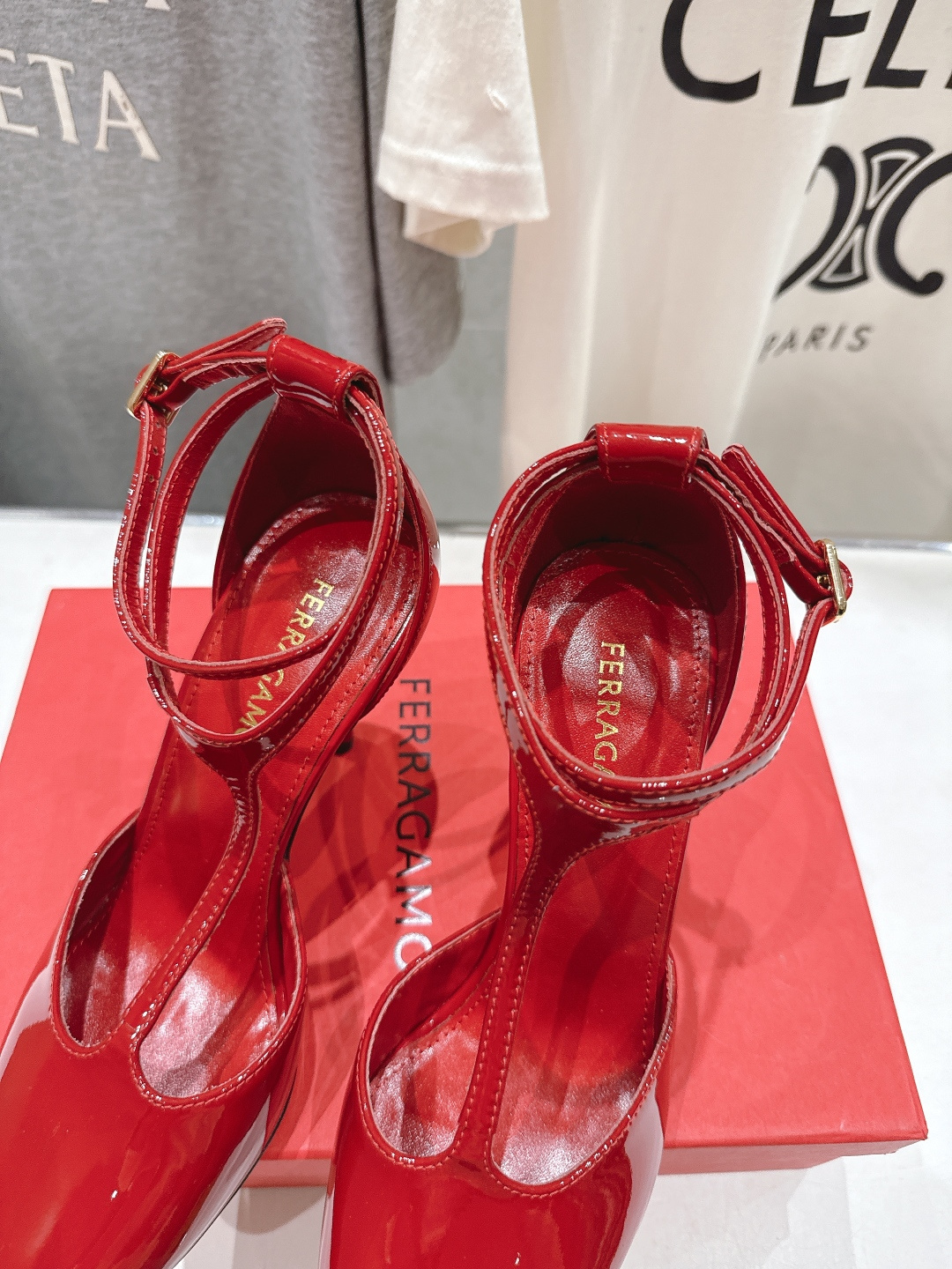 高版本出厂 FERRAGAMO/菲拉格慕F030 2026ss新款高跟鞋凉鞋FAM今期高频曝光的高跟凉鞋