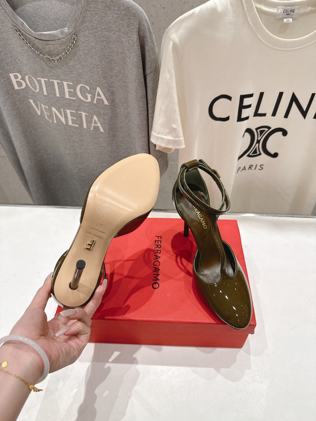 高版本出厂 FERRAGAMO/菲拉格慕F030 2026ss新款高跟鞋凉鞋FAM今期高频曝光的高跟凉鞋