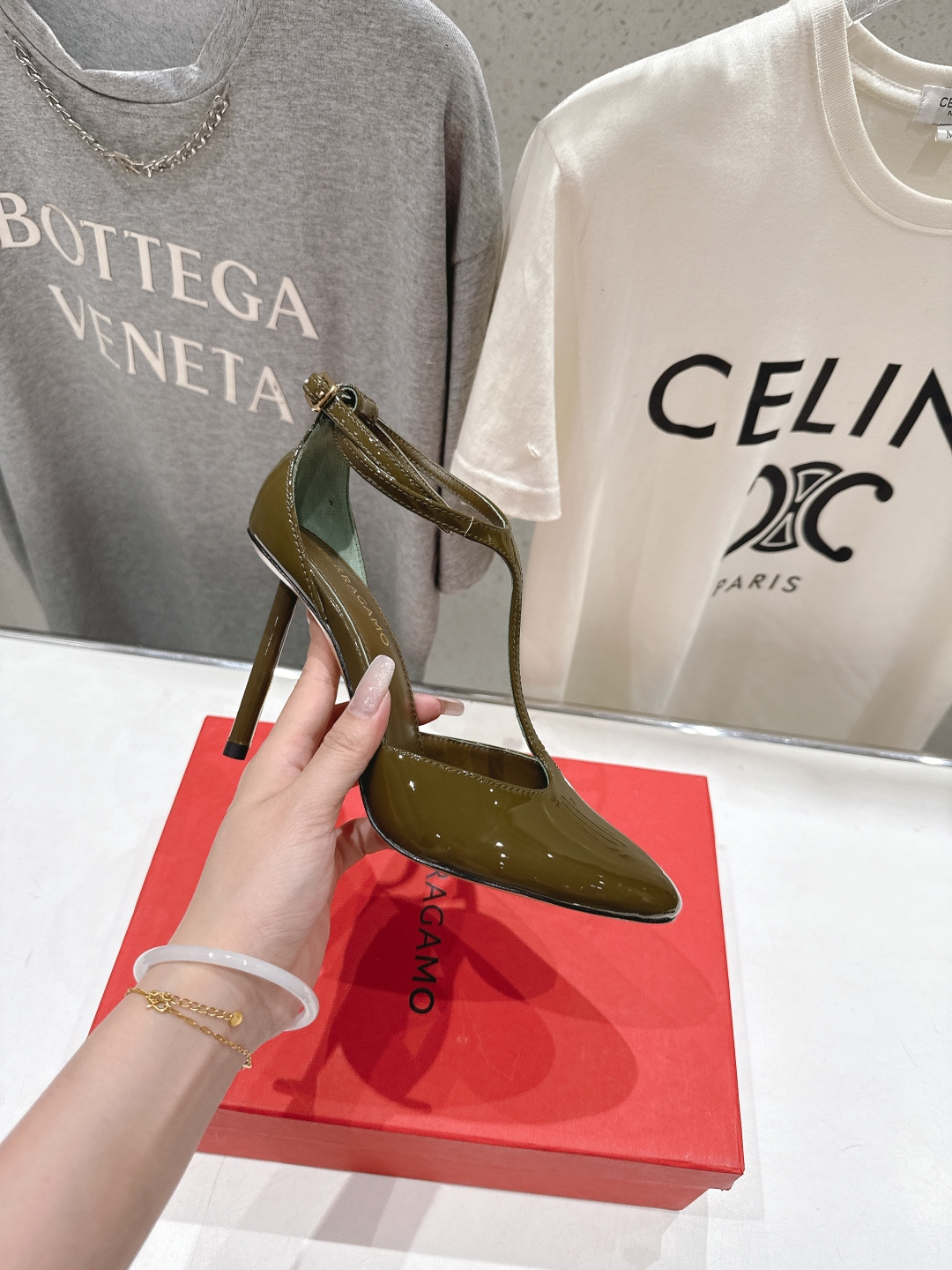 高版本出厂 FERRAGAMO/菲拉格慕F030 2026ss新款高跟鞋凉鞋FAM今期高频曝光的高跟凉鞋