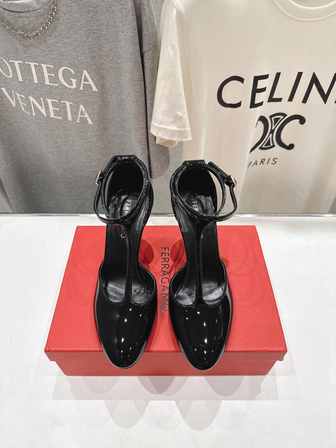 高版本出厂 FERRAGAMO/菲拉格慕F030 2026ss新款高跟鞋凉鞋FAM今期高频曝光的高跟凉鞋