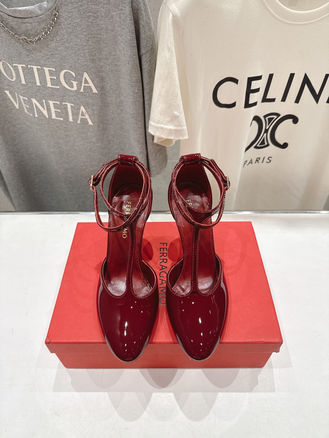 高版本出厂 FERRAGAMO/菲拉格慕F030 2026ss新款高跟鞋凉鞋FAM今期高频曝光的高跟凉鞋