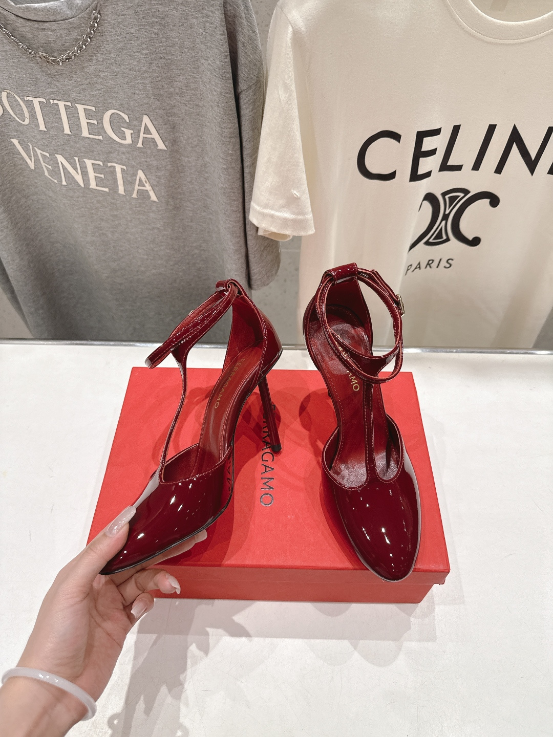 高版本出厂 FERRAGAMO/菲拉格慕F030 2026ss新款高跟鞋凉鞋FAM今期高频曝光的高跟凉鞋