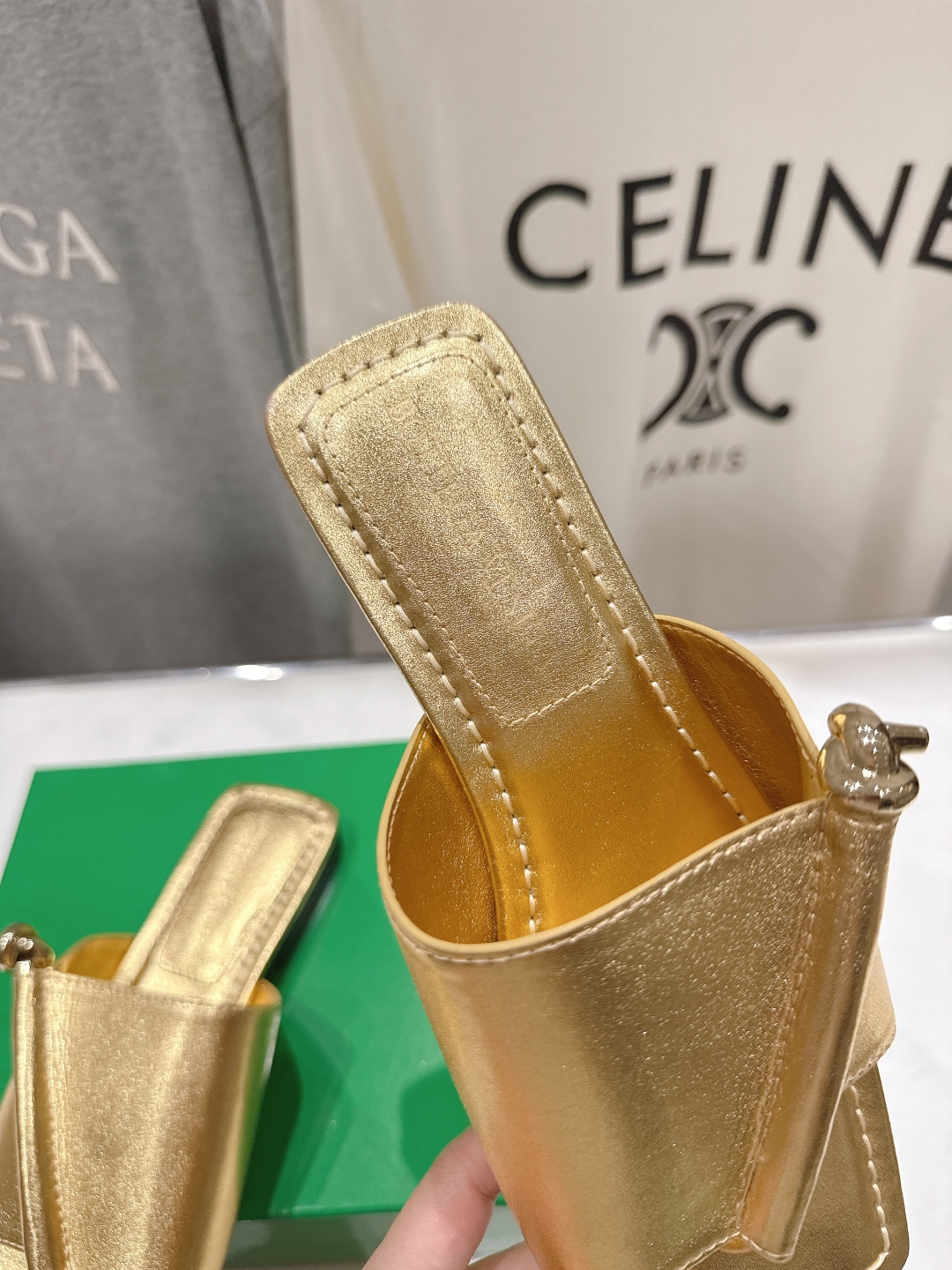 高版本出厂 Bottega Veneta/BV F065 2026ss夏季新款Solstice女士平底拖