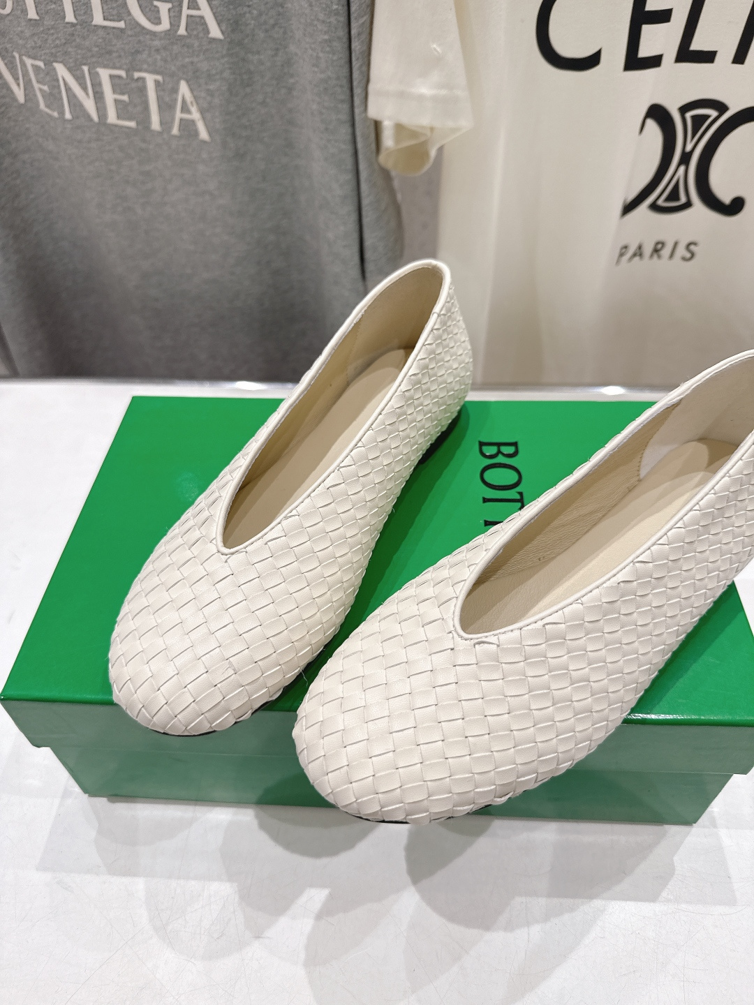 高版本出厂Bottega Veneta/BV F065 2026ss新款编织玛丽珍平底鞋乐福鞋 高定的配