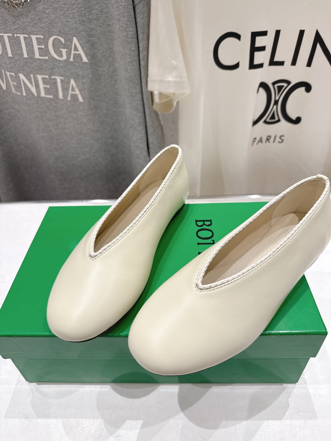 高版本出厂Bottega Veneta/BV F065 2026ss新款编织玛丽珍平底鞋乐福鞋 高定的配