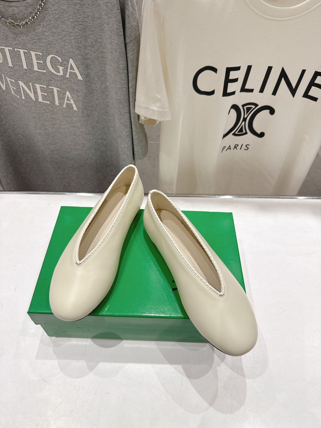 高版本出厂Bottega Veneta/BV F065 2026ss新款编织玛丽珍平底鞋乐福鞋 高定的配