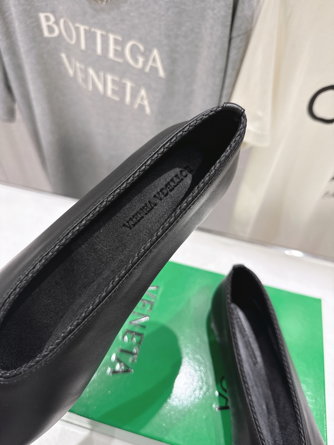 高版本出厂Bottega Veneta/BV F065 2026ss新款编织玛丽珍平底鞋乐福鞋 高定的配