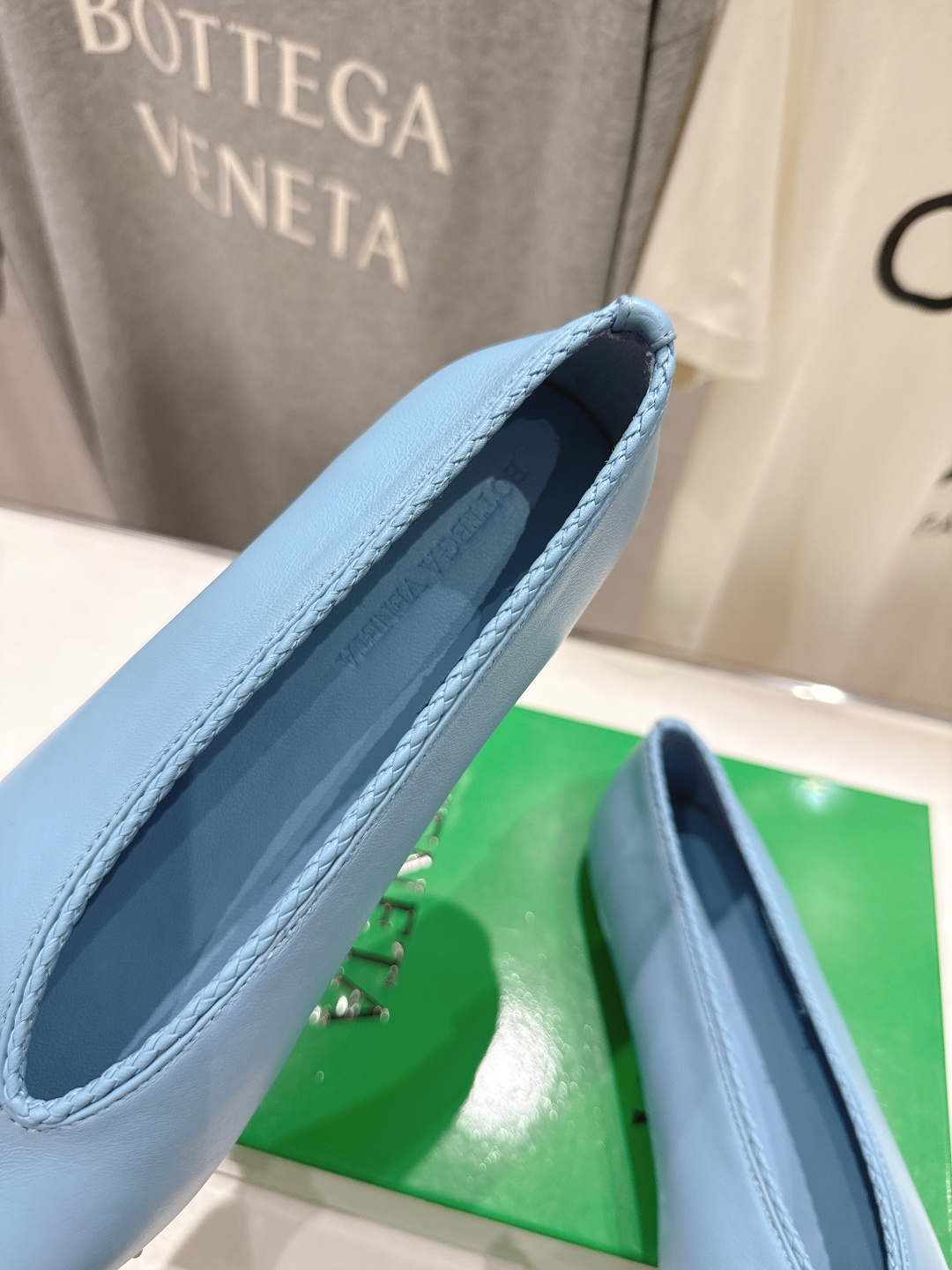 高版本出厂Bottega Veneta/BV F065 2026ss新款编织玛丽珍平底鞋乐福鞋 高定的配