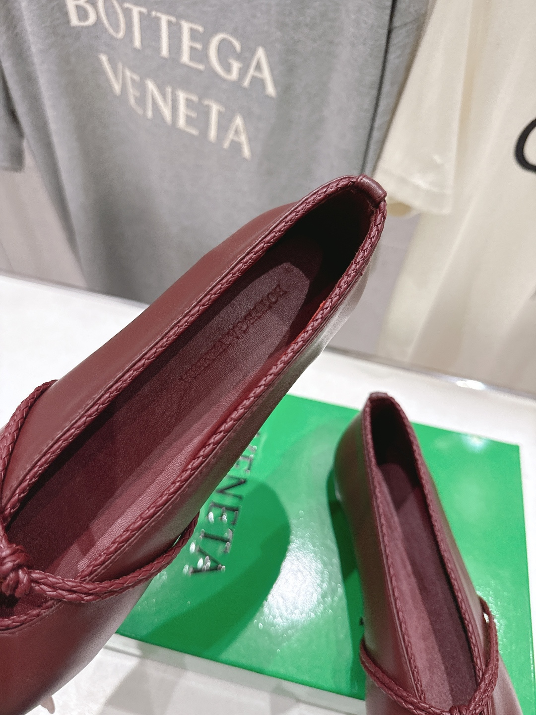 高版本出厂Bottega Veneta/BV F065 2026ss新款结绳玛丽珍平底鞋乐福鞋 高定的配