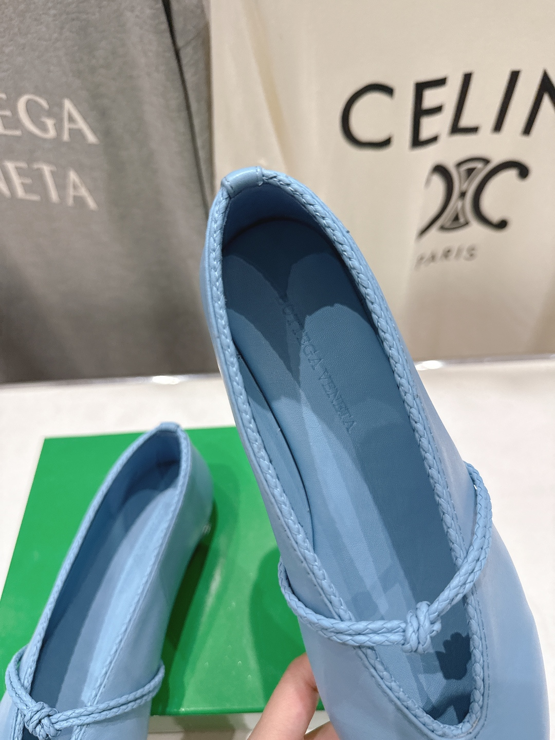 高版本出厂Bottega Veneta/BV F065 2026ss新款结绳玛丽珍平底鞋乐福鞋 高定的配