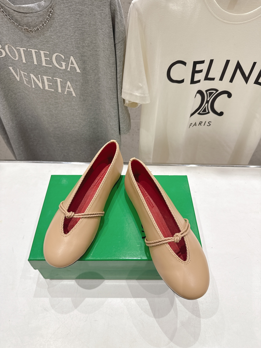 高版本出厂Bottega Veneta/BV F065 2026ss新款结绳玛丽珍平底鞋乐福鞋 高定的配