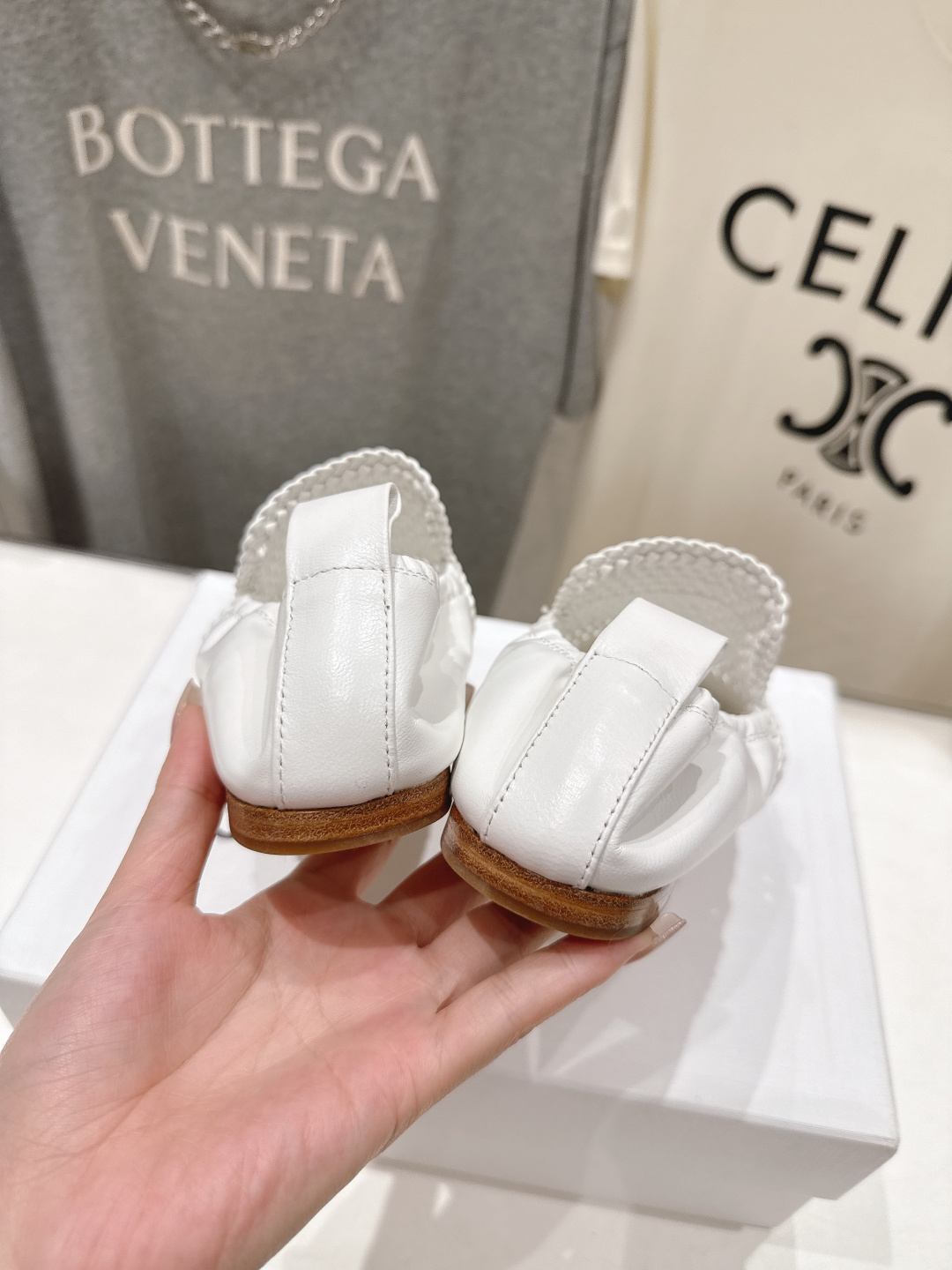 高版本出厂 CELINE*赛琳F035 2026ss新款玛丽珍复古风编织休闲乐福鞋平底鞋网红爆款来袭！各