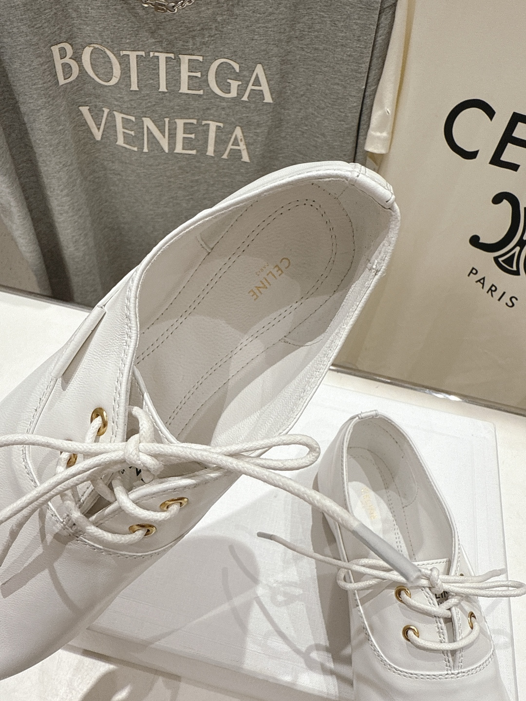 高版本出厂 CELINE*赛琳F035 2026ss新款玛丽珍布洛克复古风系带休闲乐福鞋平底鞋网红爆款来