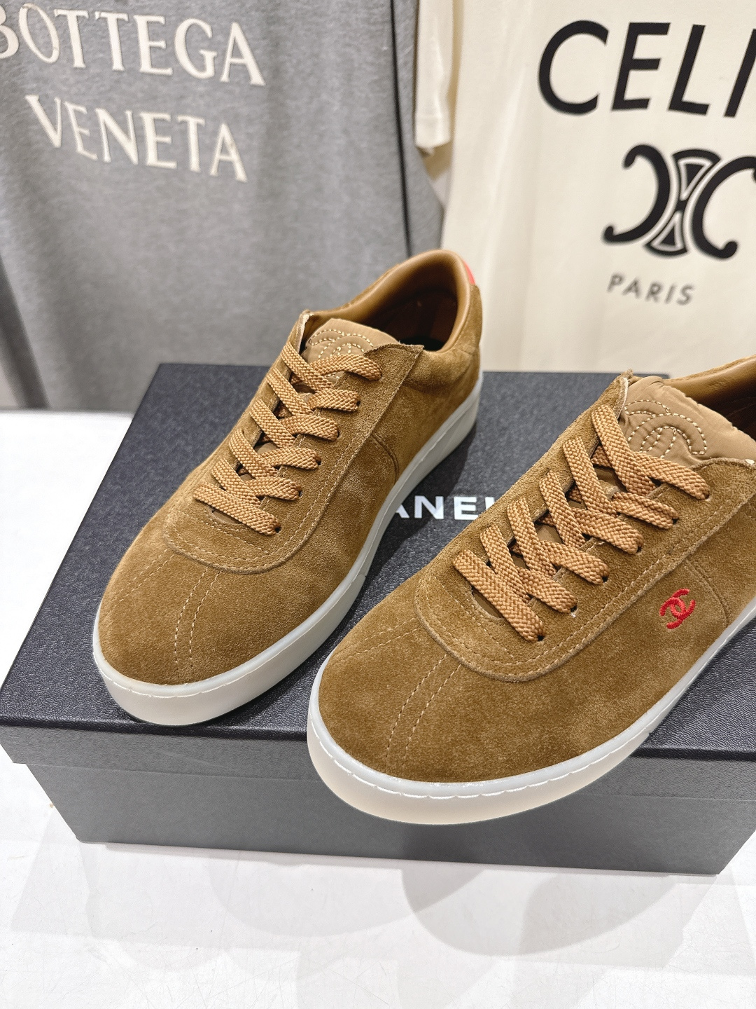 高版本出厂 Chanel*香奈儿~小香2026ss最新款系带平底休闲鞋，目前超级流行的饼干鞋网红明星小红