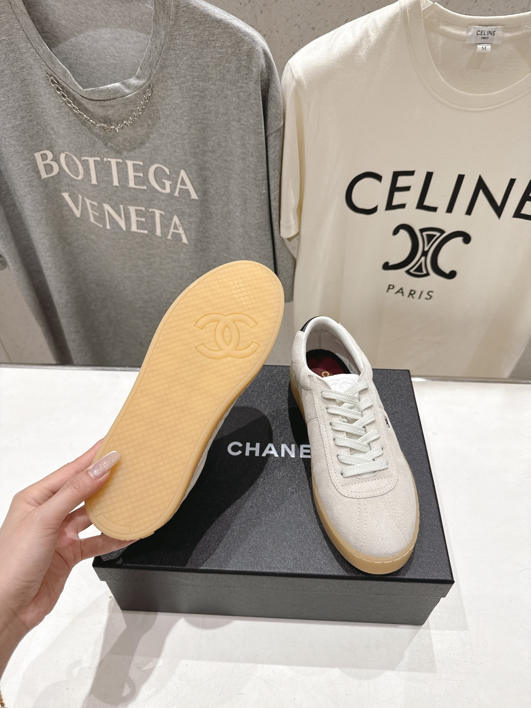 高版本出厂 Chanel*香奈儿~小香2026ss最新款系带平底休闲鞋，目前超级流行的饼干鞋网红明星小红