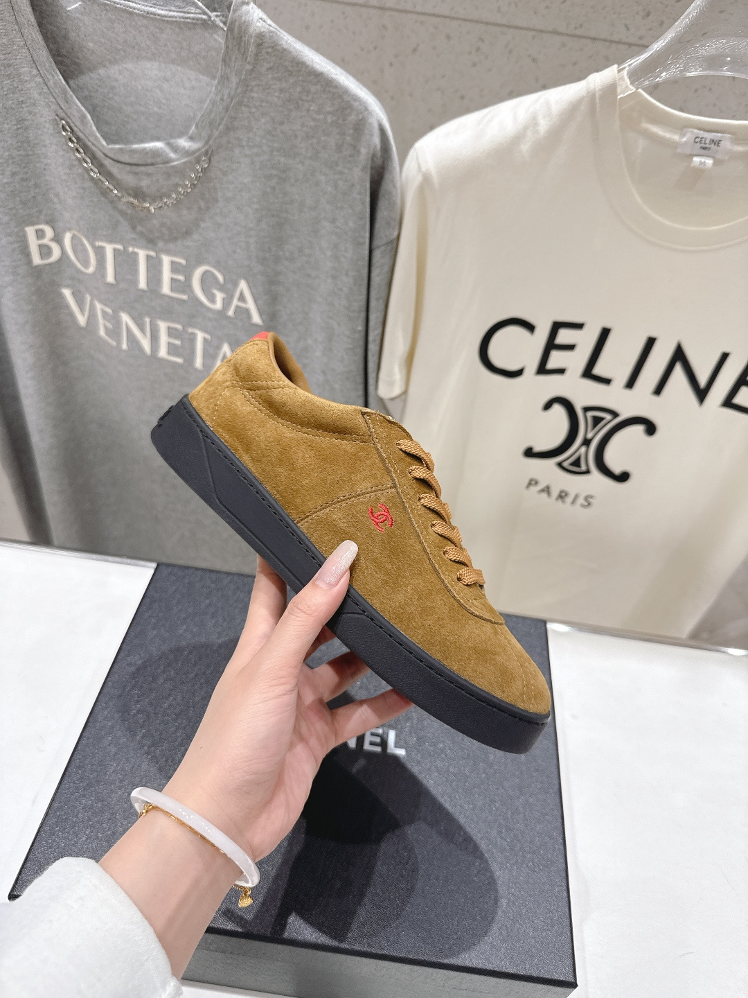 高版本出厂 Chanel*香奈儿~小香2026ss最新款系带平底休闲鞋，目前超级流行的饼干鞋网红明星小红