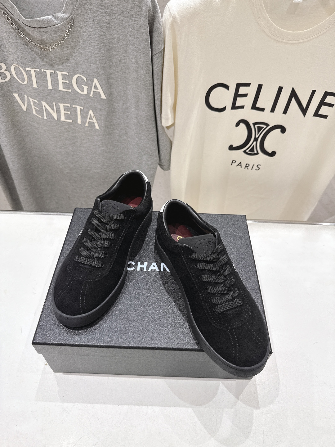 高版本出厂 Chanel*香奈儿~小香2026ss最新款系带平底休闲鞋，目前超级流行的饼干鞋网红明星小红