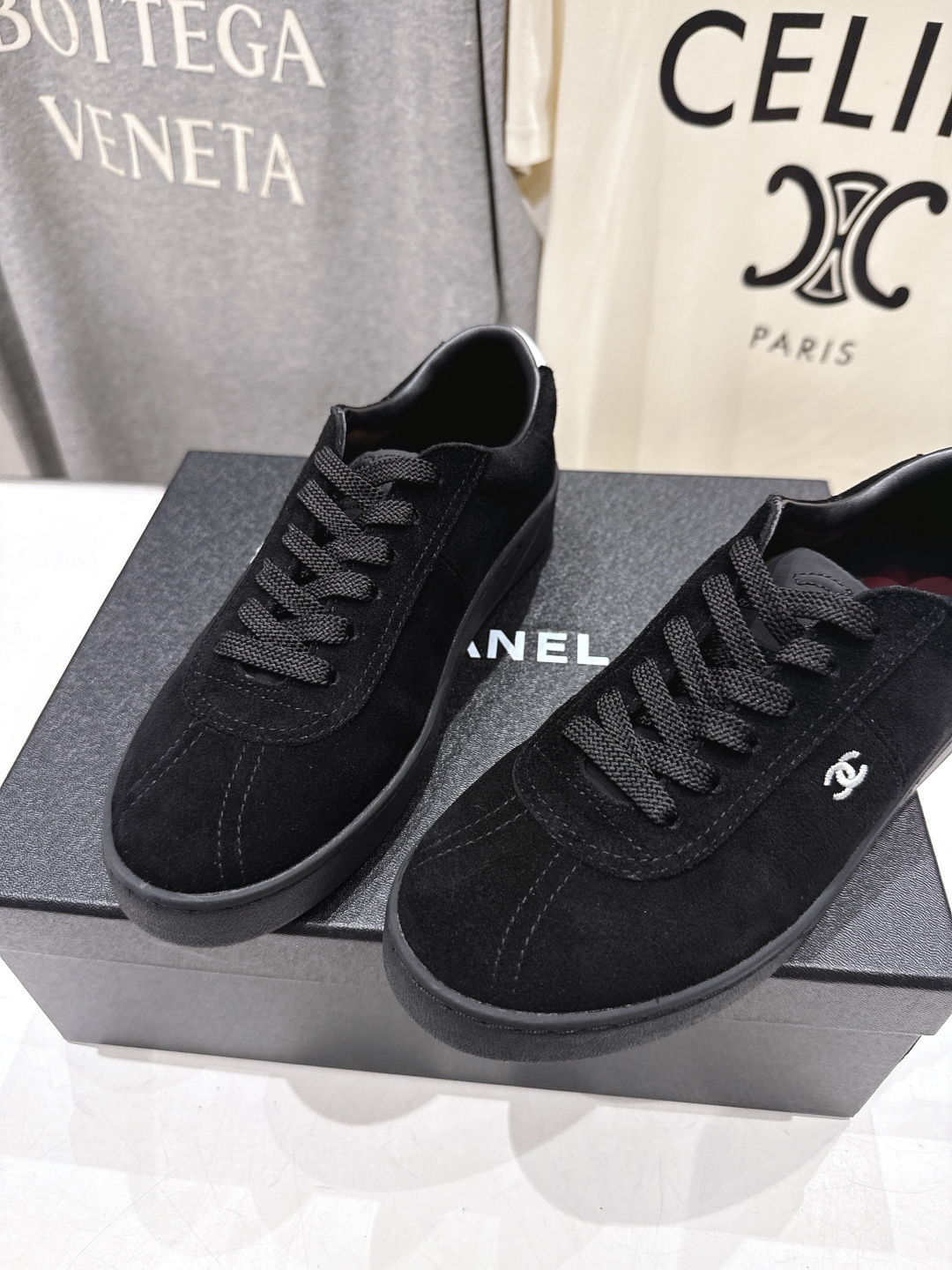 高版本出厂 Chanel*香奈儿~小香2026ss最新款系带平底休闲鞋，目前超级流行的饼干鞋网红明星小红