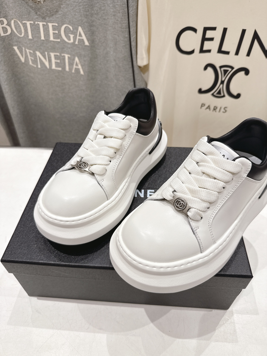 高版本出厂 Chanel* 香奈儿～小香2026ss 最新饼干鞋目前超级流行的厚底饼干鞋，熊猫鞋休闲鞋网