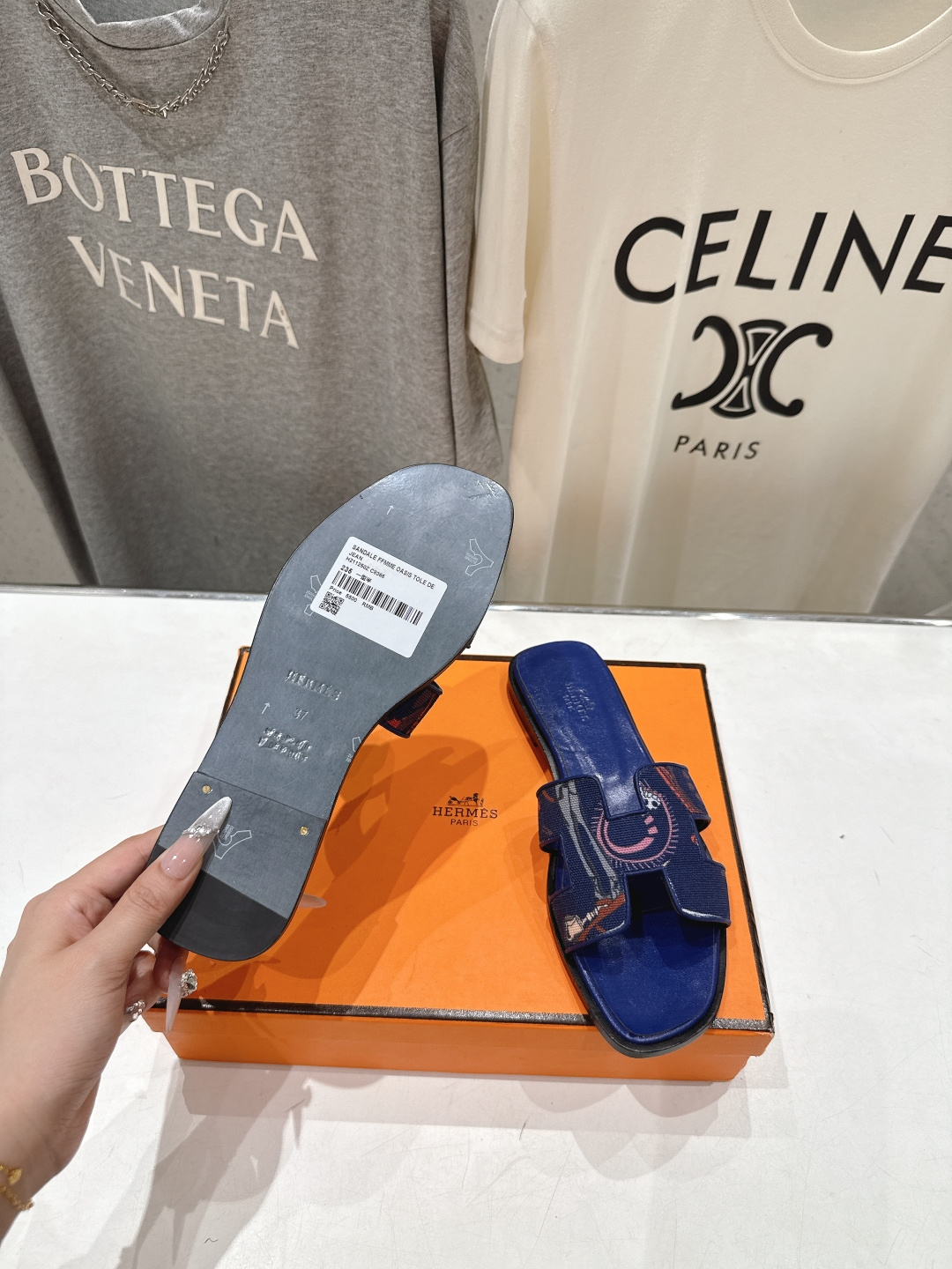 高版本出厂 HERMES*✈️爱马仕H家F062 2026ss最新夏季升级版经典平底H拖鞋🇮🇹度假旅游必