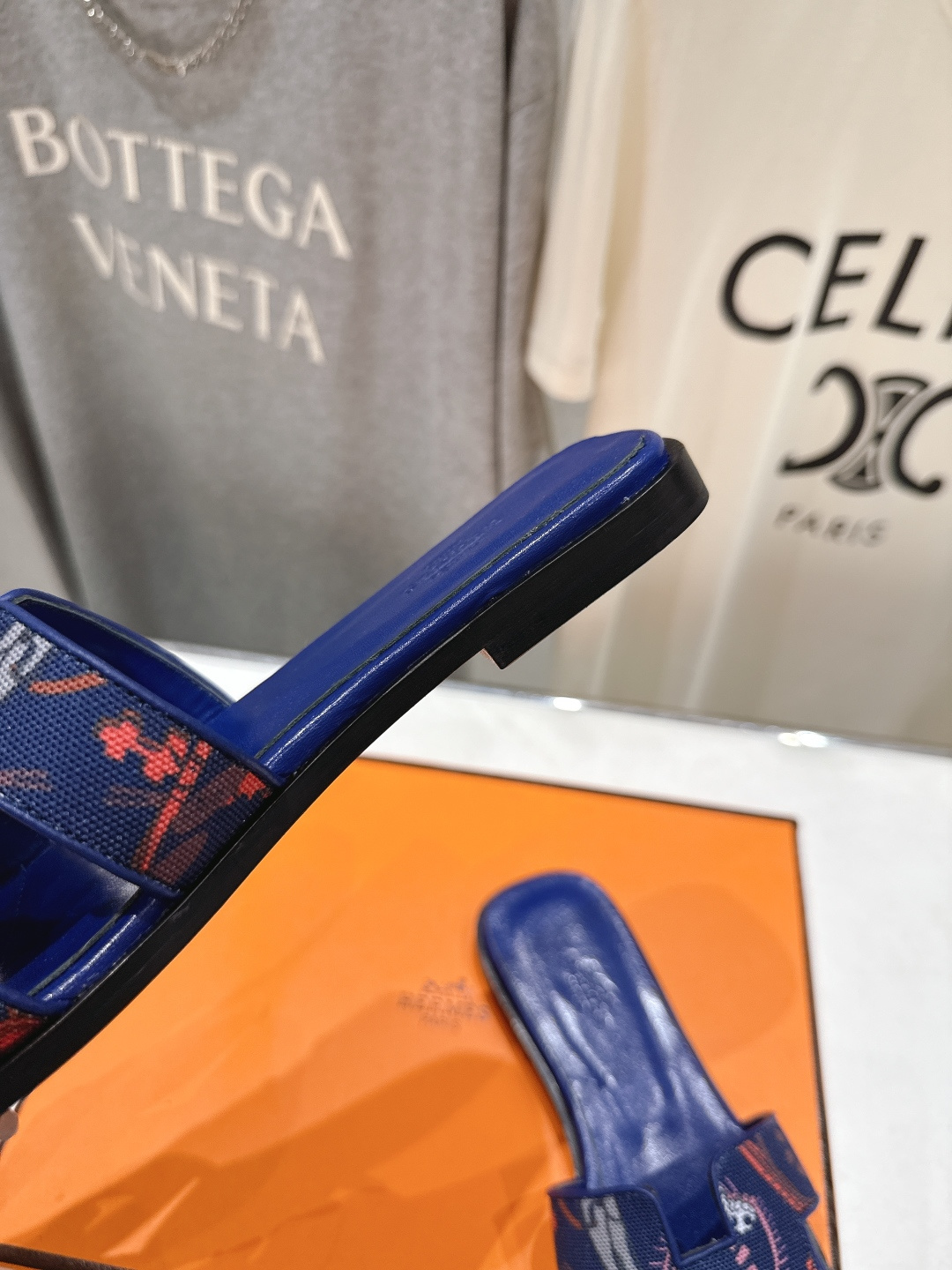 高版本出厂 HERMES*✈️爱马仕H家F062 2026ss最新夏季升级版经典平底H拖鞋🇮🇹度假旅游必