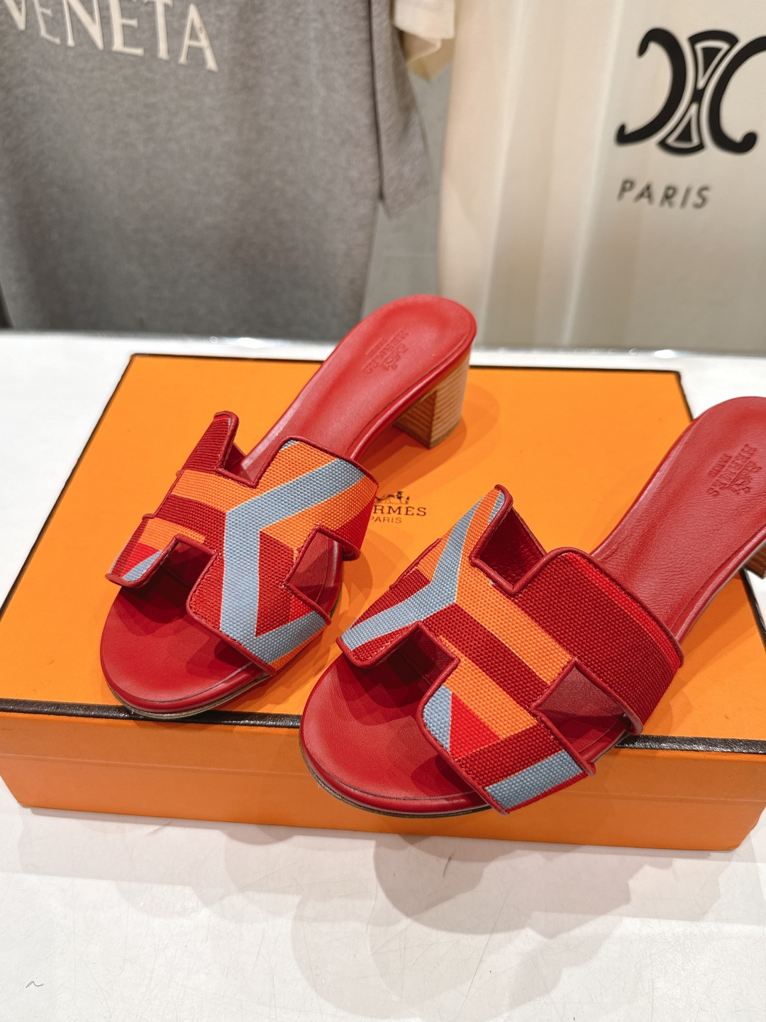 高版本出厂 高跟 HERMES*✈️爱马仕H家F062 2026ss最新夏季升级版经典平底H拖鞋🇮🇹度假