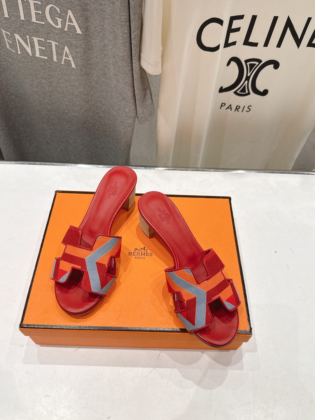 高版本出厂 高跟 HERMES*✈️爱马仕H家F062 2026ss最新夏季升级版经典平底H拖鞋🇮🇹度假