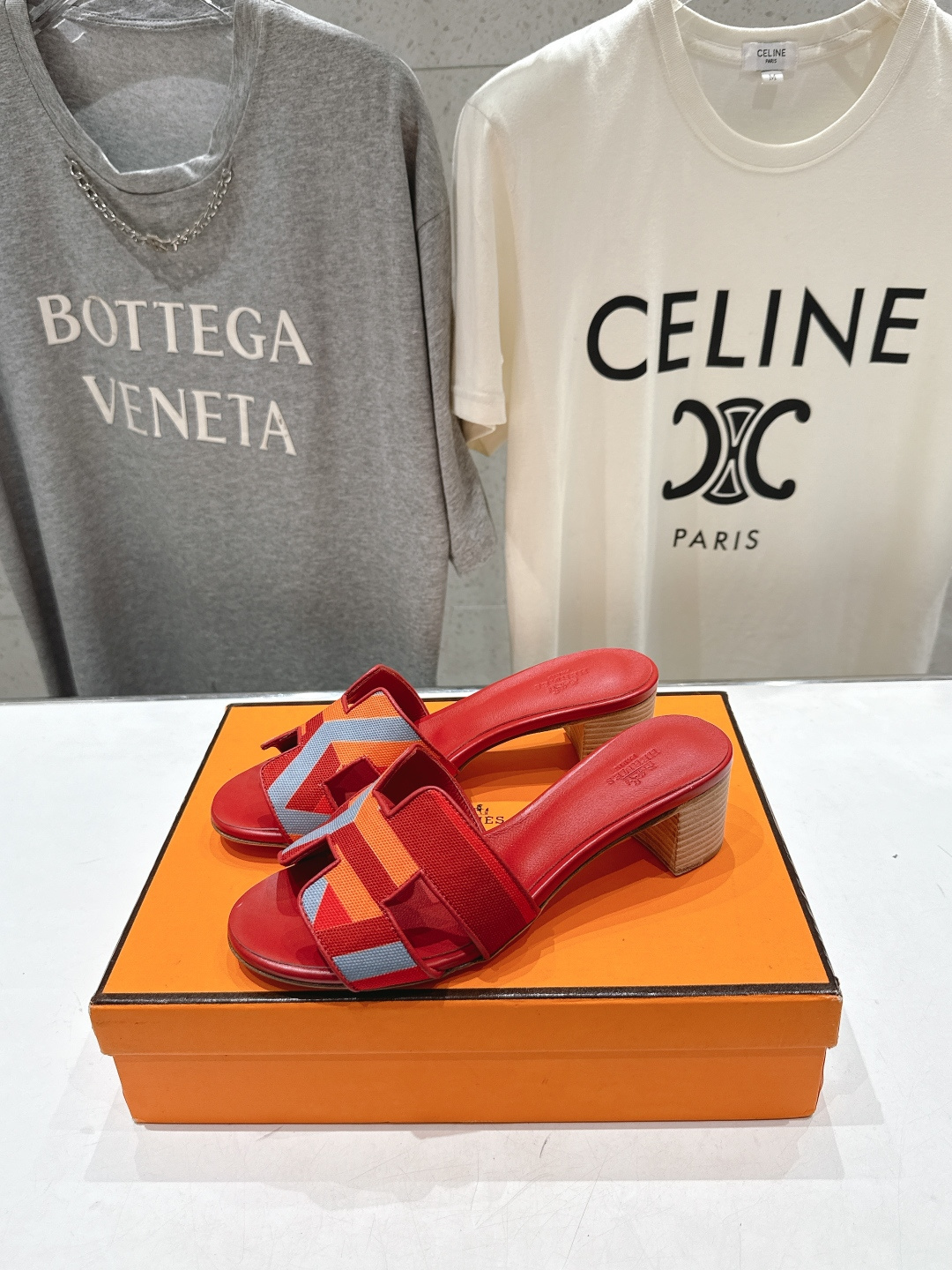 高版本出厂 高跟 HERMES*✈️爱马仕H家F062 2026ss最新夏季升级版经典平底H拖鞋🇮🇹度假