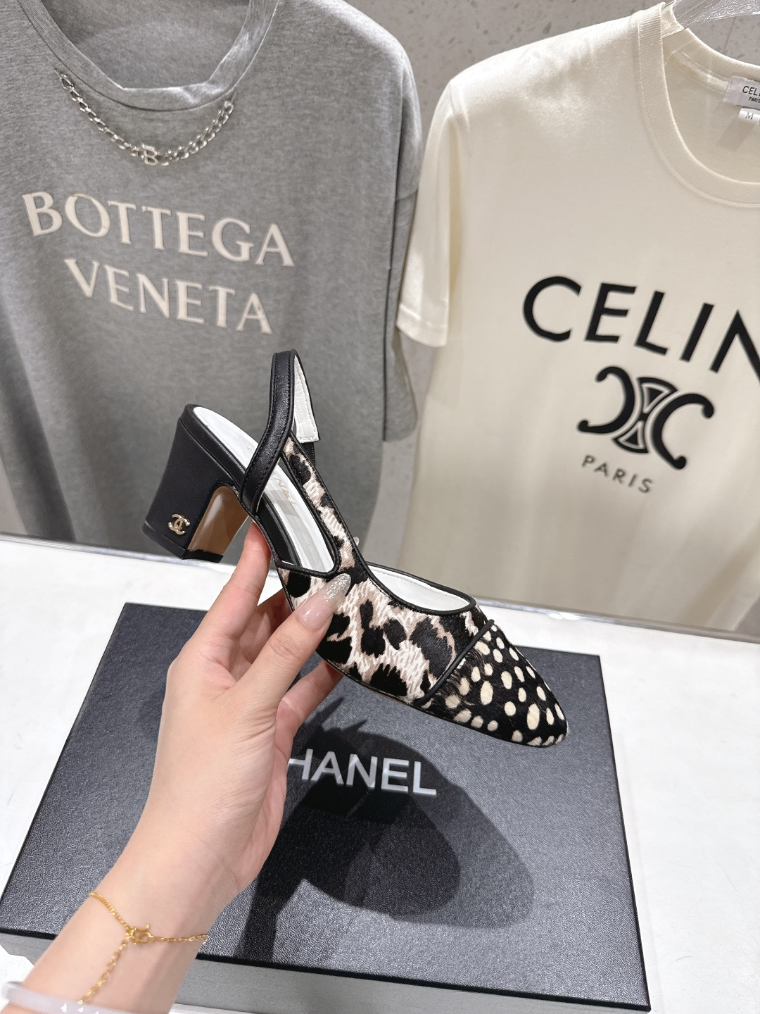 高版本出厂 CHANEL/香奈儿 小香F013 2026ss春夏🆕新款小圆头玛丽珍高跟凉鞋鞋楦精美，米兰