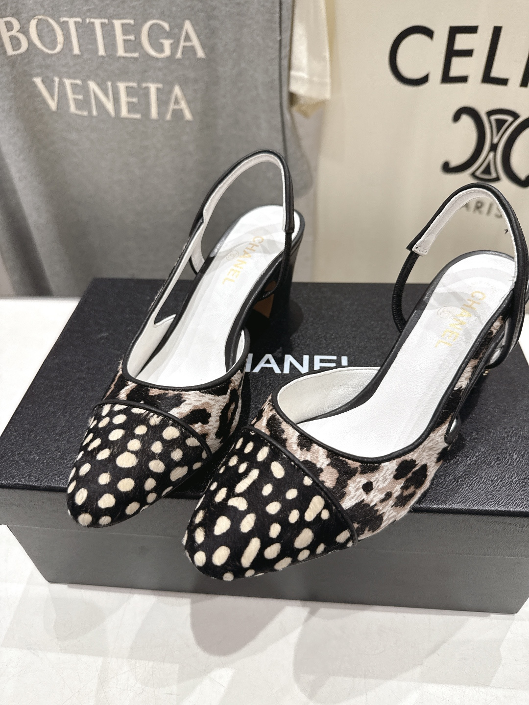 高版本出厂 CHANEL/香奈儿 小香F013 2026ss春夏🆕新款小圆头玛丽珍高跟凉鞋鞋楦精美，米兰