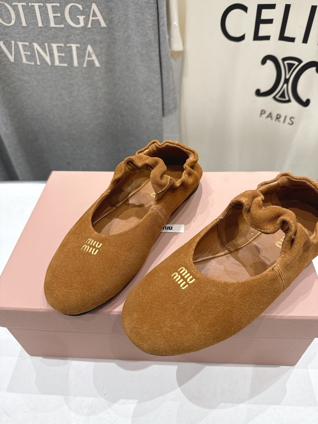 高版本出厂 MiuMiu/缪缪26ss早春走秀新款一脚蹬懒人鞋玛丽珍芭蕾舞鞋·平底单鞋官方春夏走秀新款，