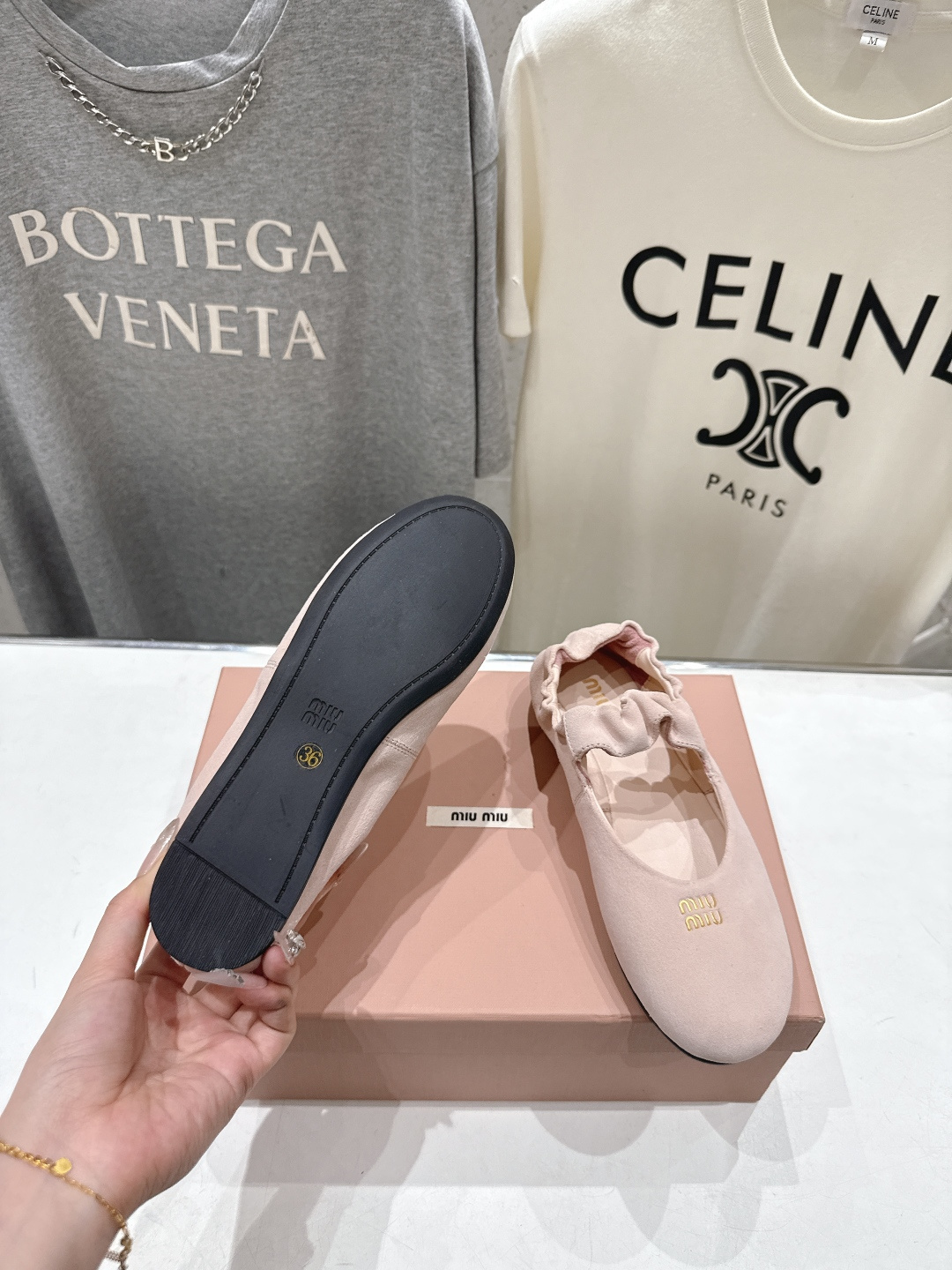 高版本出厂 MiuMiu/缪缪26ss早春走秀新款一脚蹬懒人鞋玛丽珍芭蕾舞鞋·平底单鞋官方春夏走秀新款，