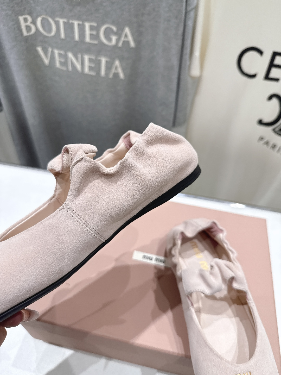 高版本出厂 MiuMiu/缪缪26ss早春走秀新款一脚蹬懒人鞋玛丽珍芭蕾舞鞋·平底单鞋官方春夏走秀新款，